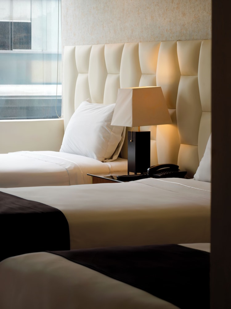 Economy Triple Room