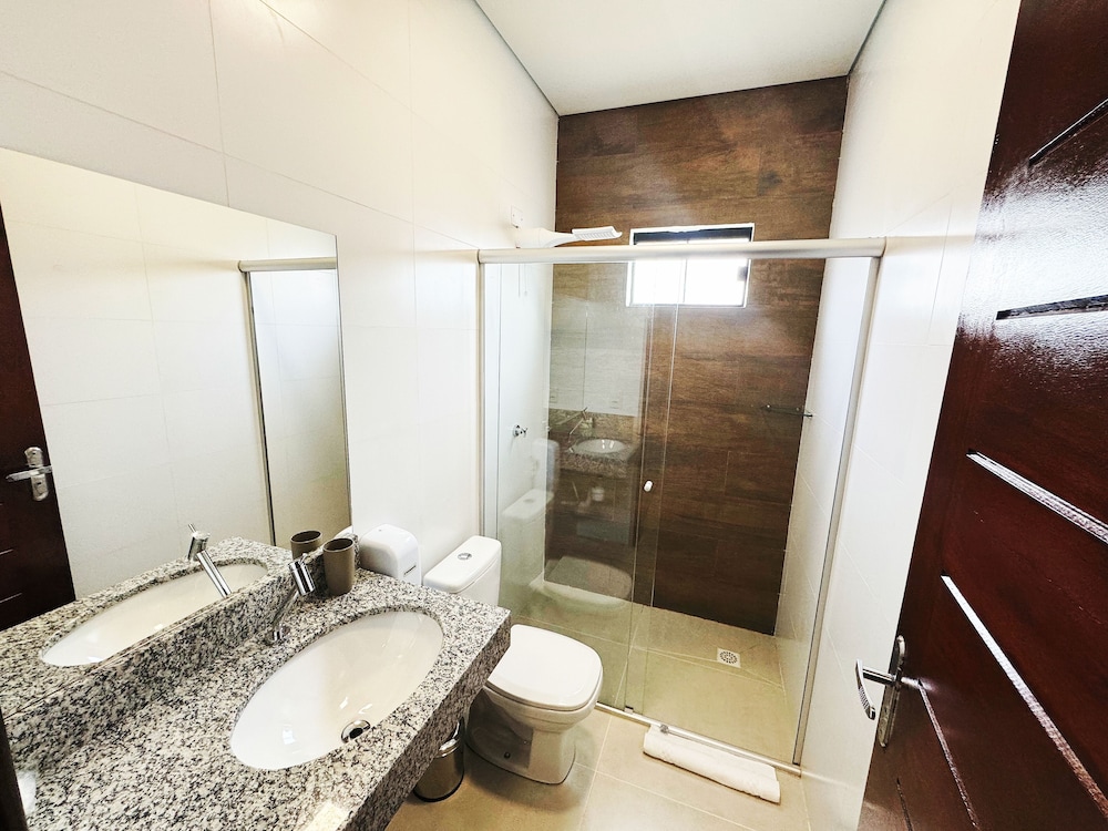 Standard Triple Room photo 3