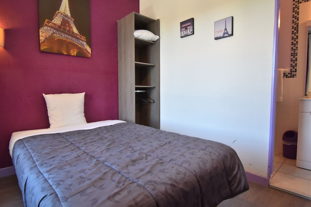 Single Room photo 2