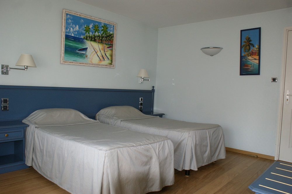 House (Twin) photo 2