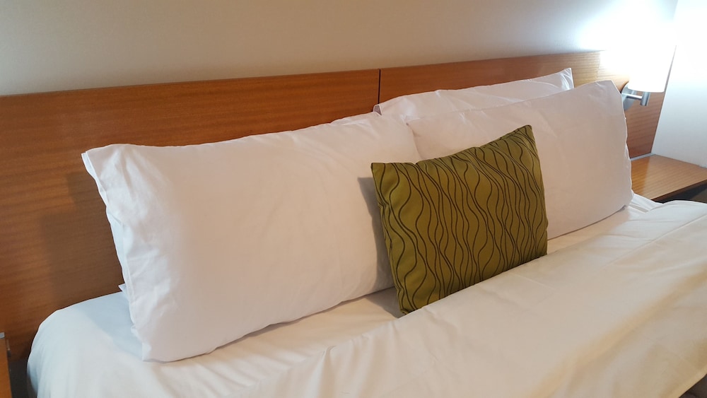 Standard Suite, Multiple Bedrooms, Kitchen (Waterfront 3 Bedroom) photo 2