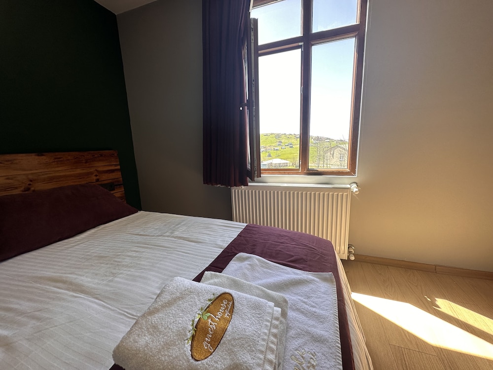 Standard Room photo 2
