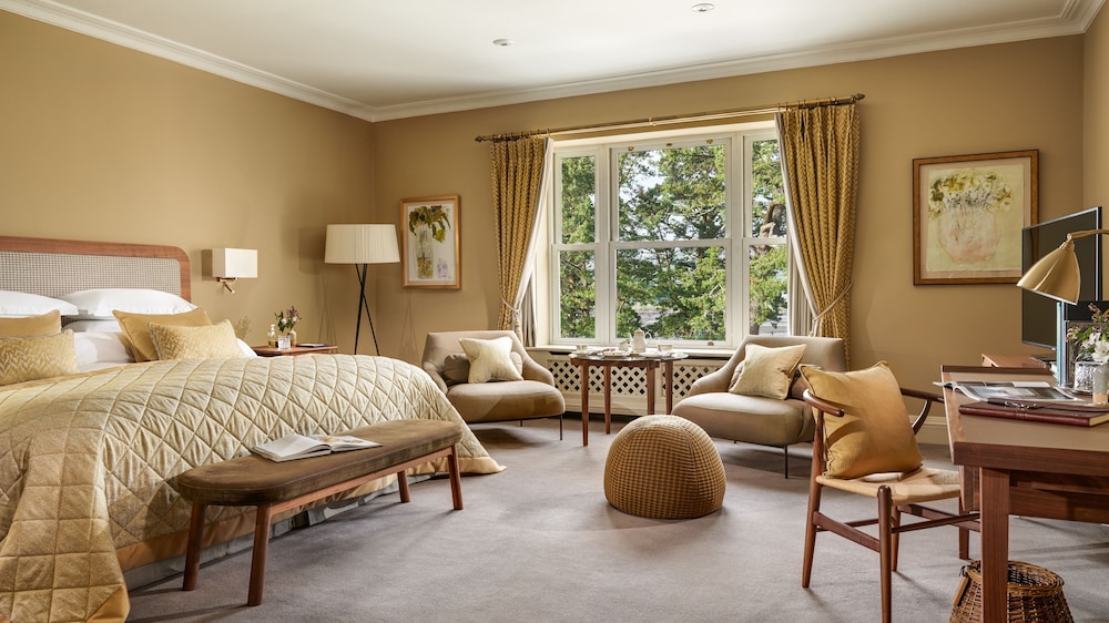 Deluxe Room - Photo 1