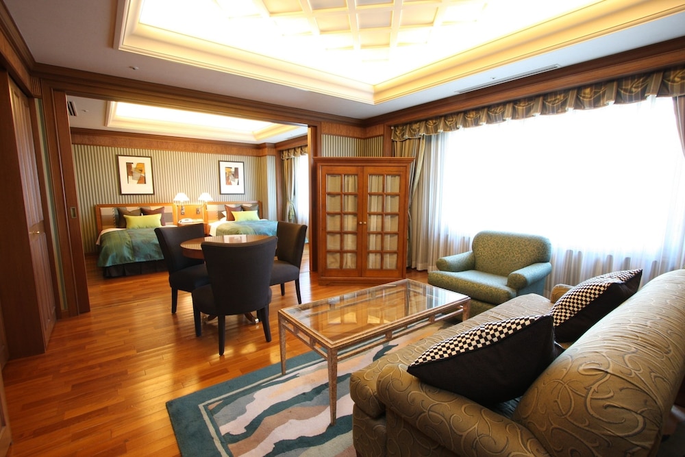 Suite Room - Non-Smoking
