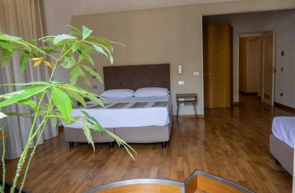 Panoramic Suite