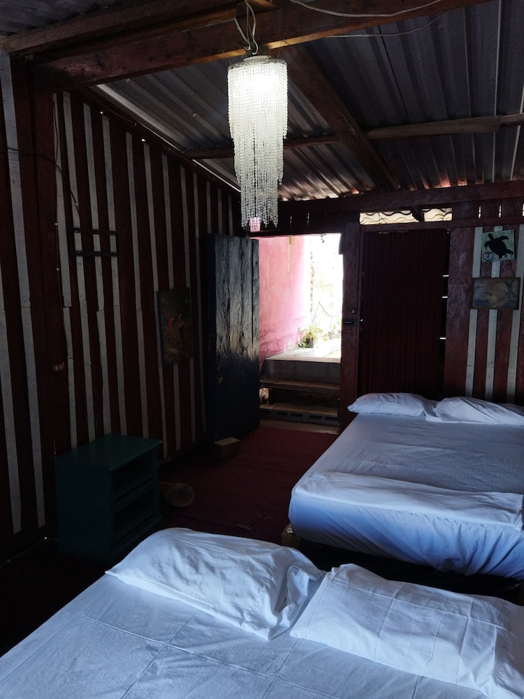Panoramic Cabin, 2 Queen Beds, Balcony, Lake View