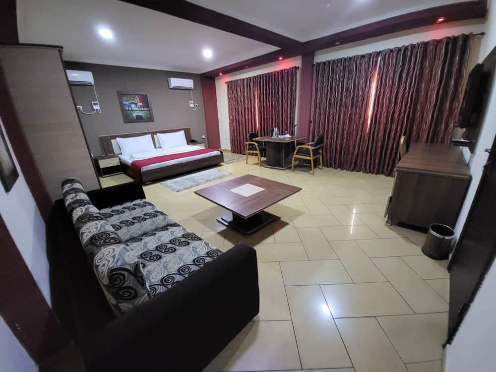Suite