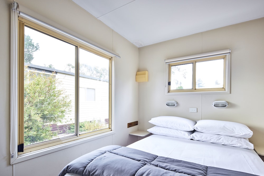 Lake View Villa - Equal Access photo 1