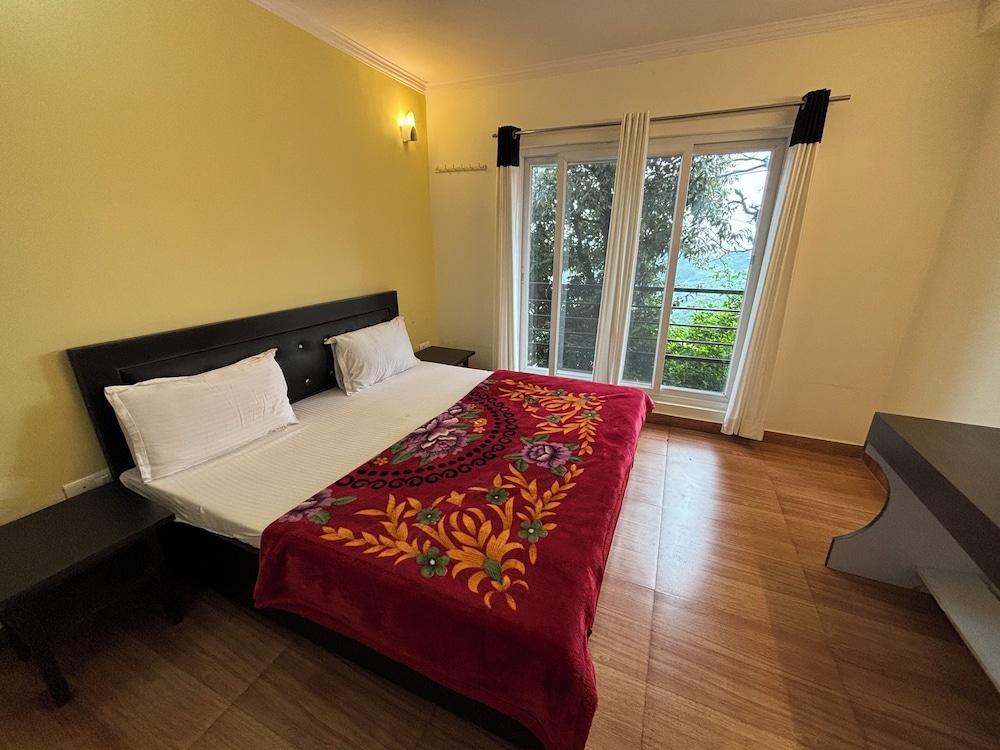 Deluxe Apartment, Hill View photo 1