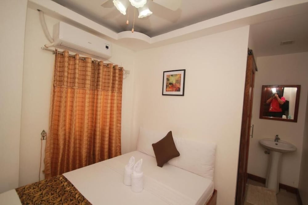 Basic Double Room