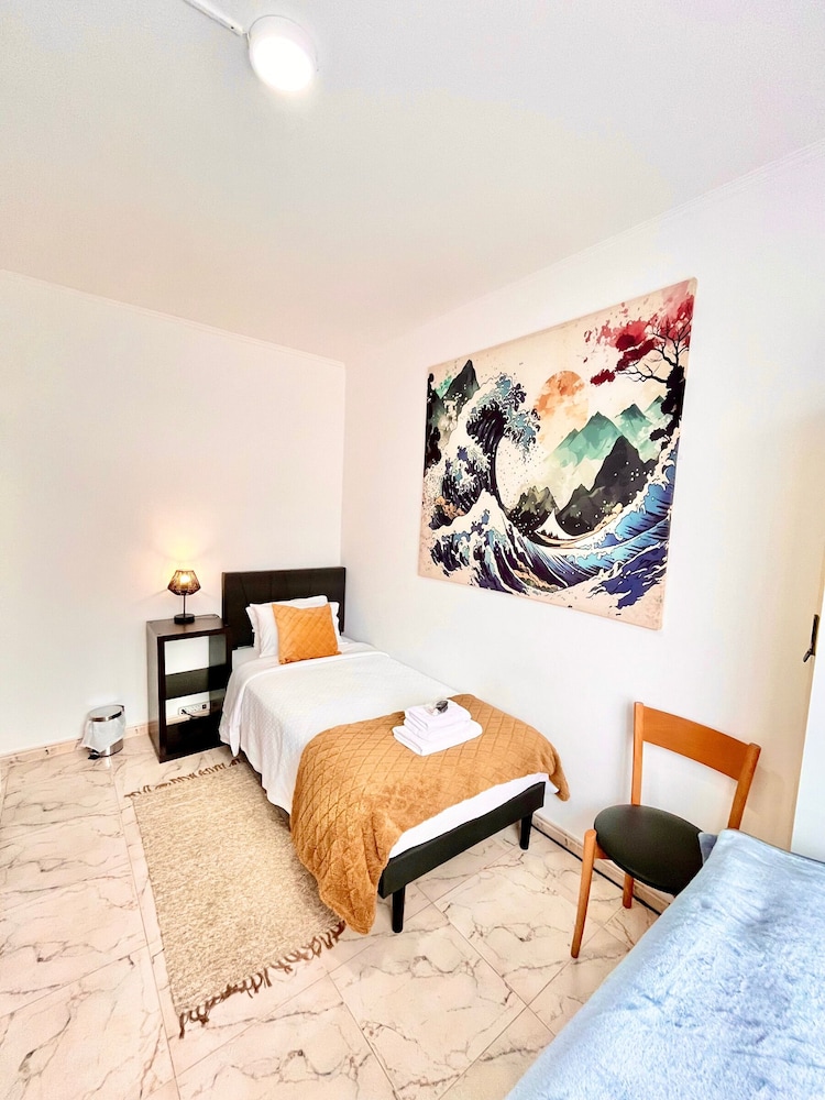 Economy Single Room, Shared Bathroom, Mountain View