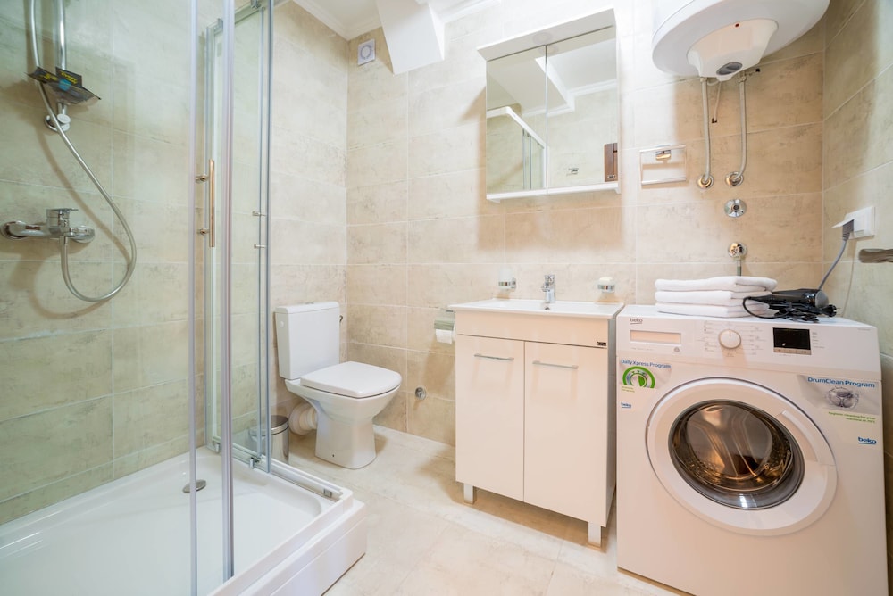 Luxury Apartment photo 3