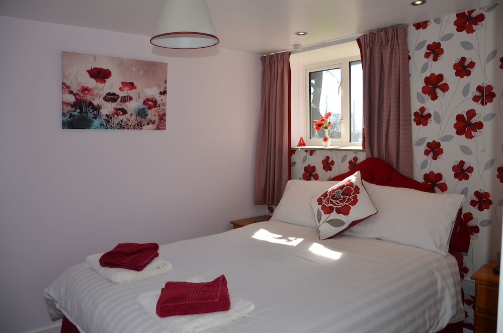 Double Room, Ensuite (Poppy Fields)