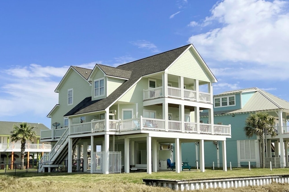 House, 4 Bedrooms photo 1