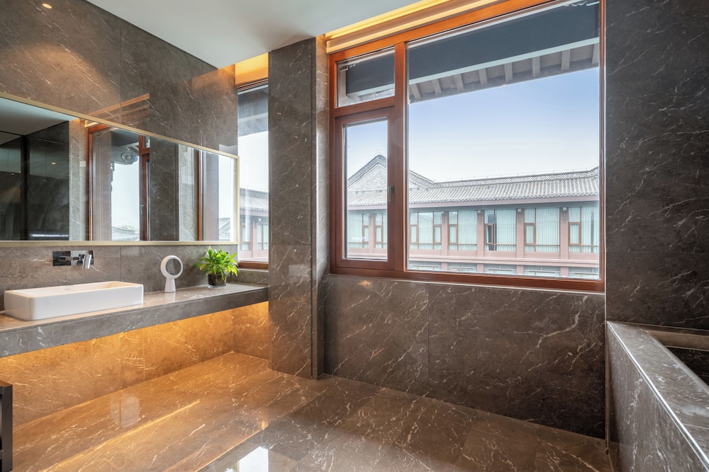 Exclusive Suite, Garden View photo 2