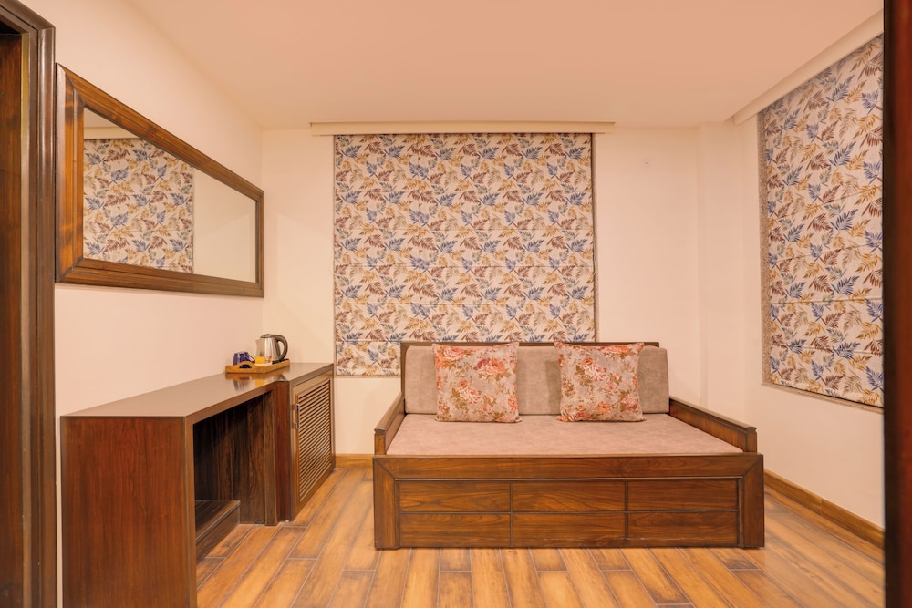 Studio Suite - Photo 4