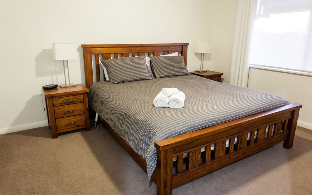 Deluxe Apartment, Non Smoking, Kitchen (Deluxe 3 night minimum) photo 2