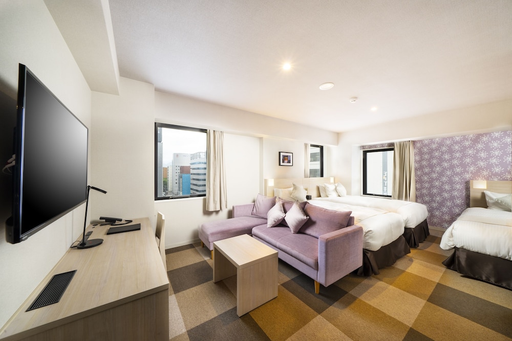 Quadruple Room (Single Use) - Photo 4