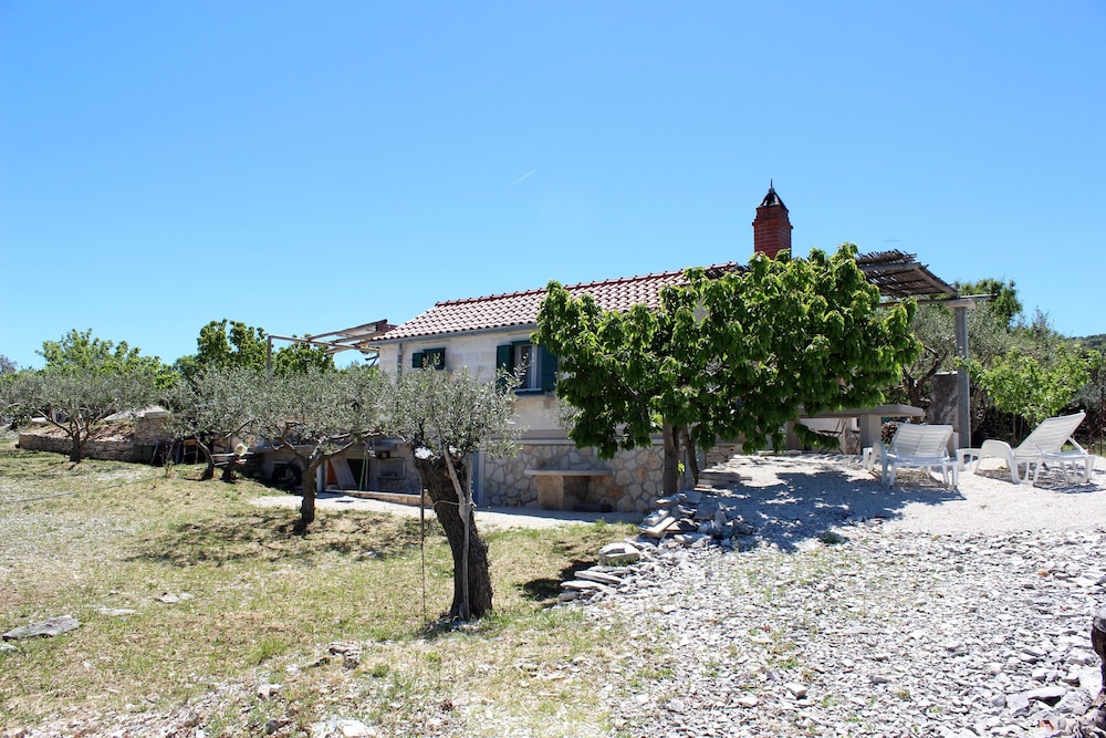 Cottage (Two-Bedroom House) photo 2