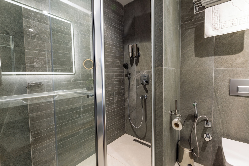 Deluxe Suite - Photo 4