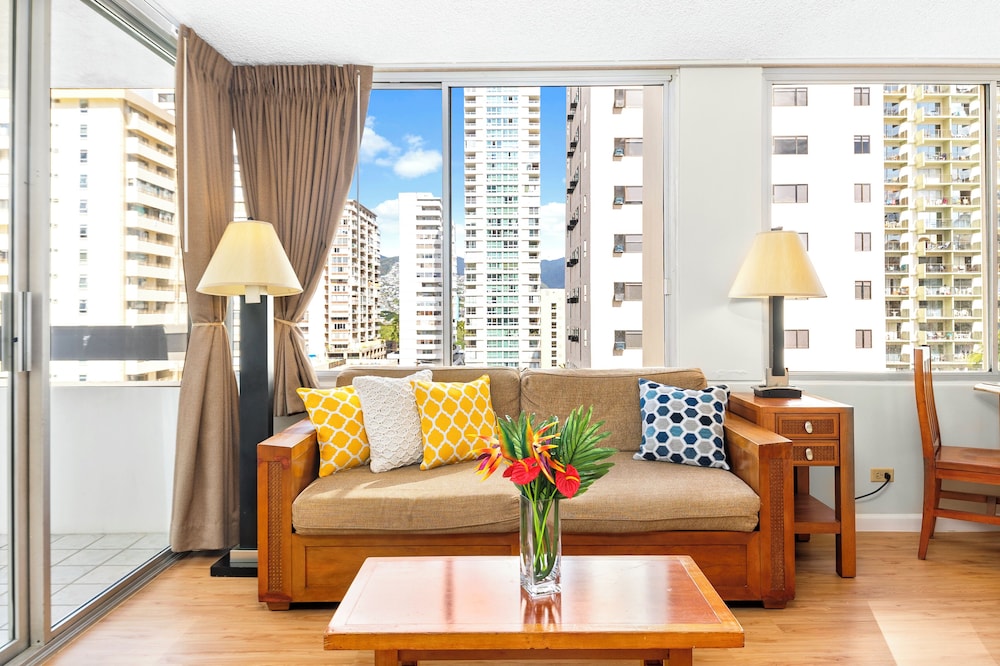 Pacific Monarch - 1 BR - Ocean & City Views: Condo, 1 Bedroom, City View (0109) photo