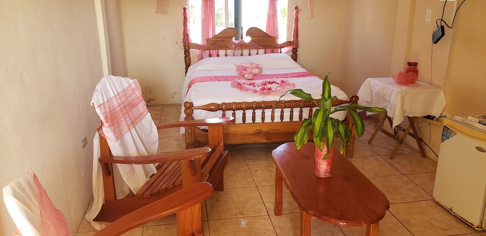 Standard Single Room, 1 Queen Bed photo 2