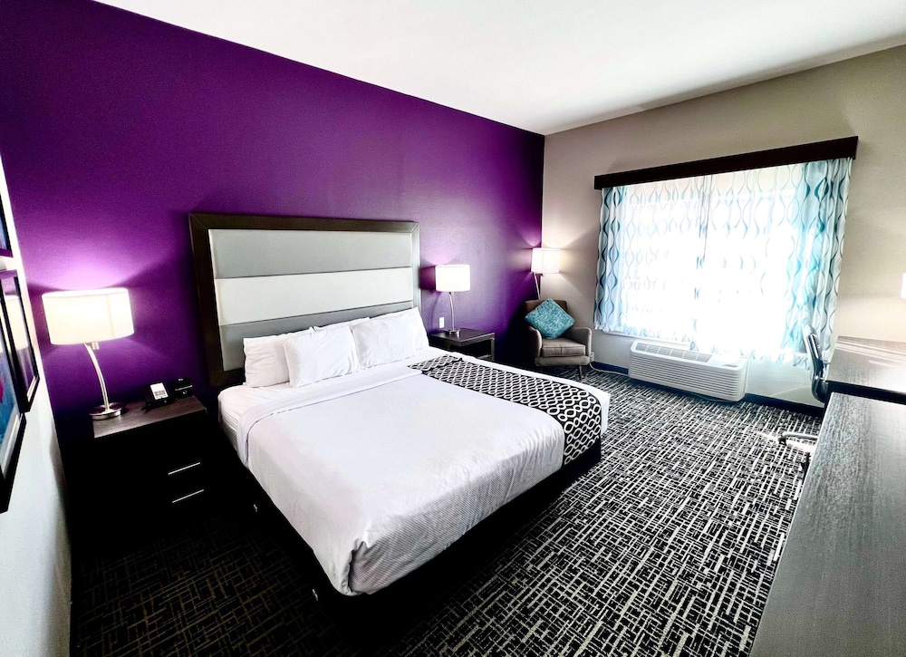 Room, 1 King Bed, Non Smoking