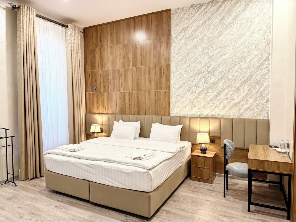 Deluxe Double Room photo 2