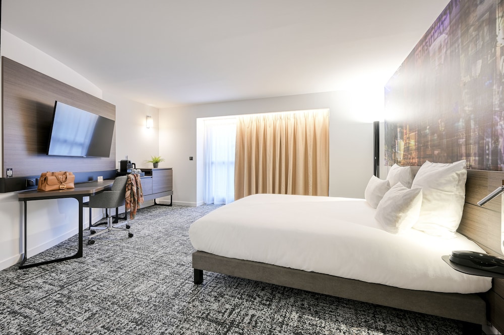 Executive Room, 1 Queen Bed, Balcony