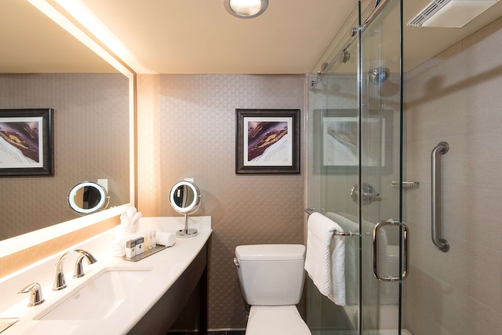 Suite, 1 King Bed, Non Smoking - Photo 6