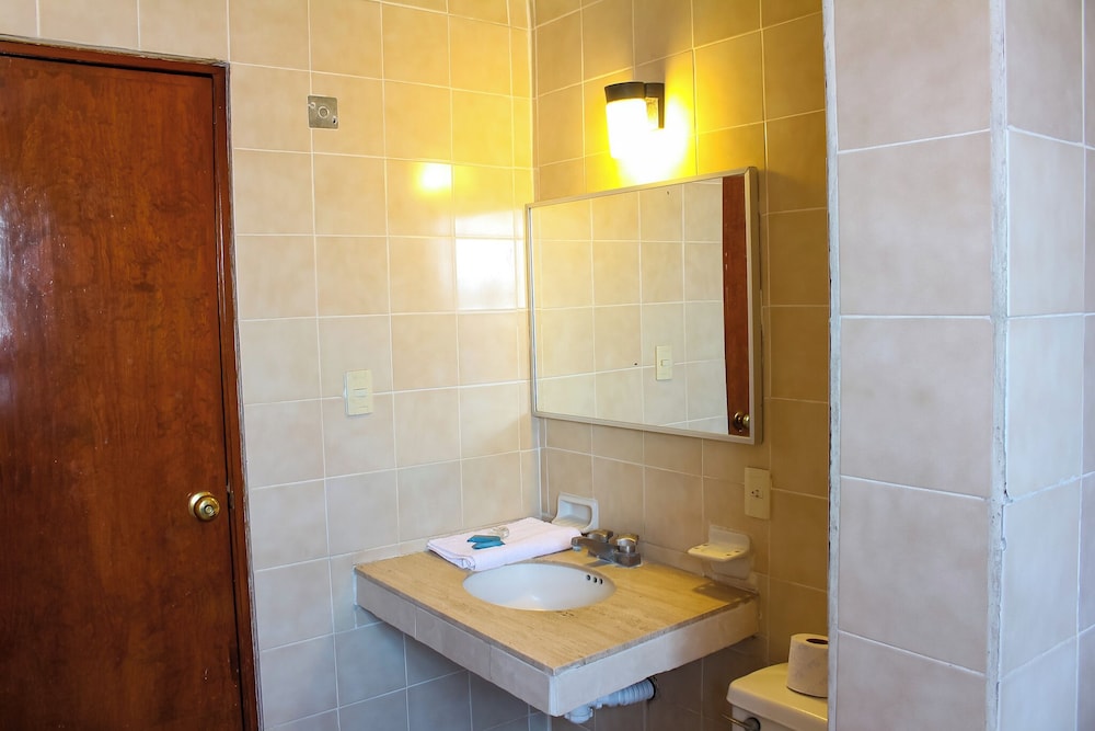 Standard Room photo 2