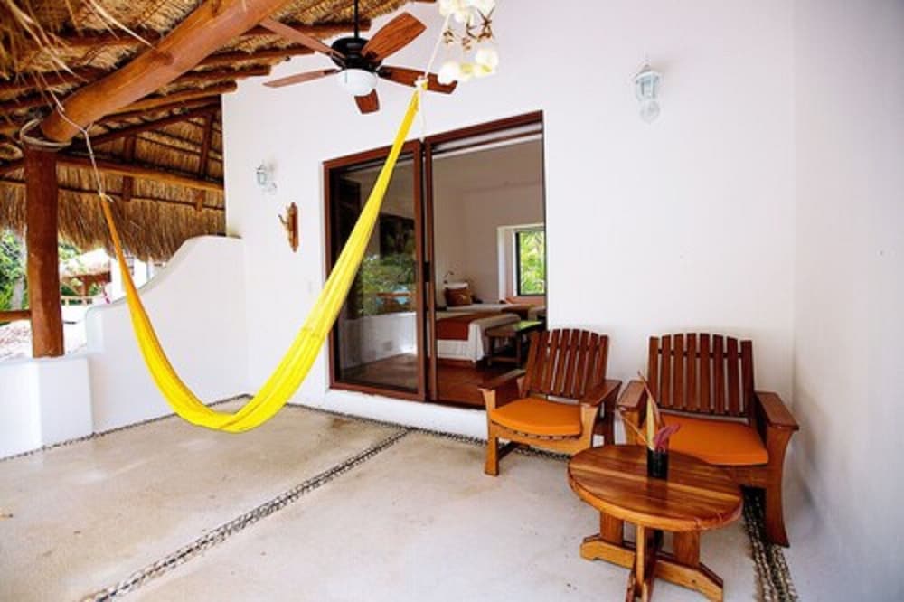 Double suite, lagoon view - Photo 3