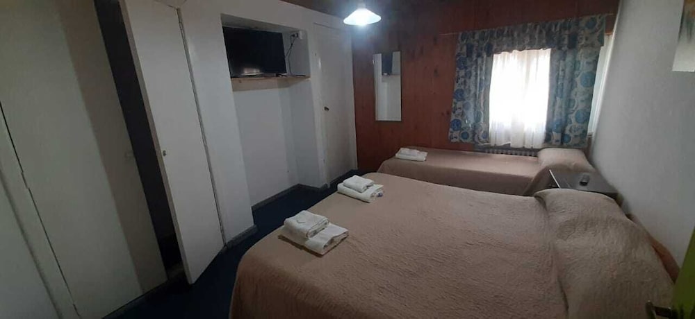 Basic Triple Room