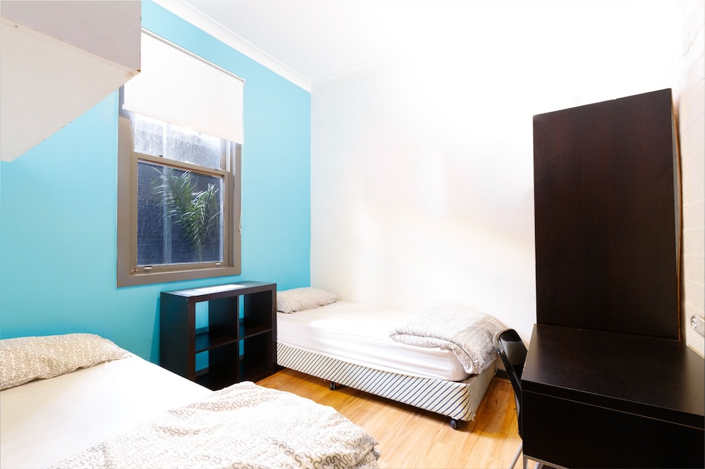 Standard Twin Room, 2 Twin Beds photo 2