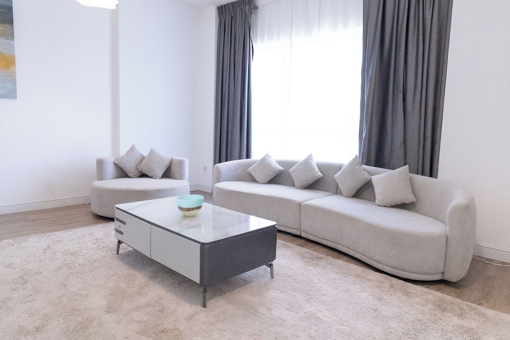 Luxury Apartment, Balcony, Marina View photo 3