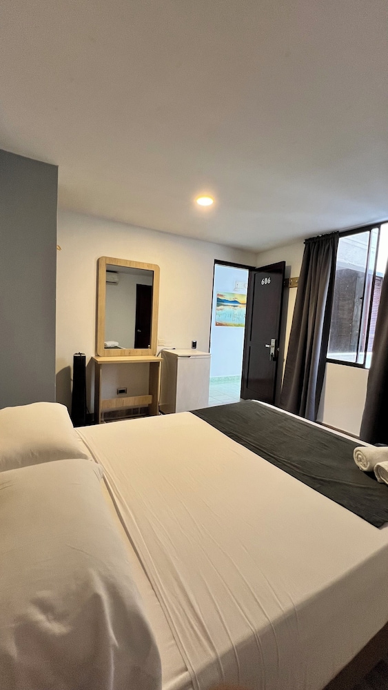 Standard Double Room - Photo 5