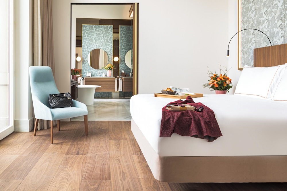 Suite (Cordusio, 2+1)