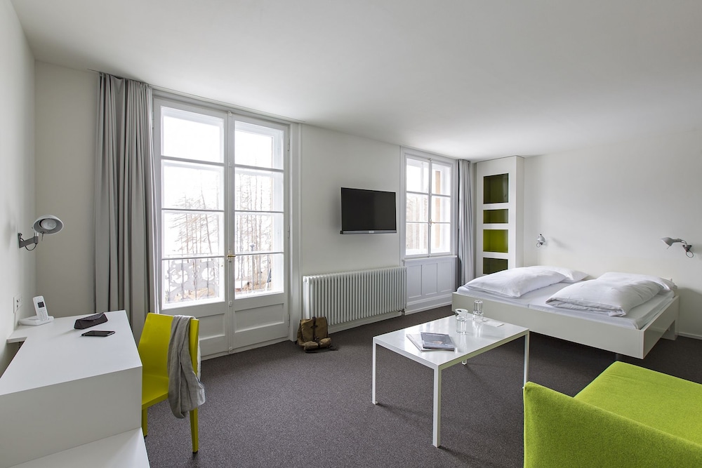 Superior Double Room, Valley View (South)