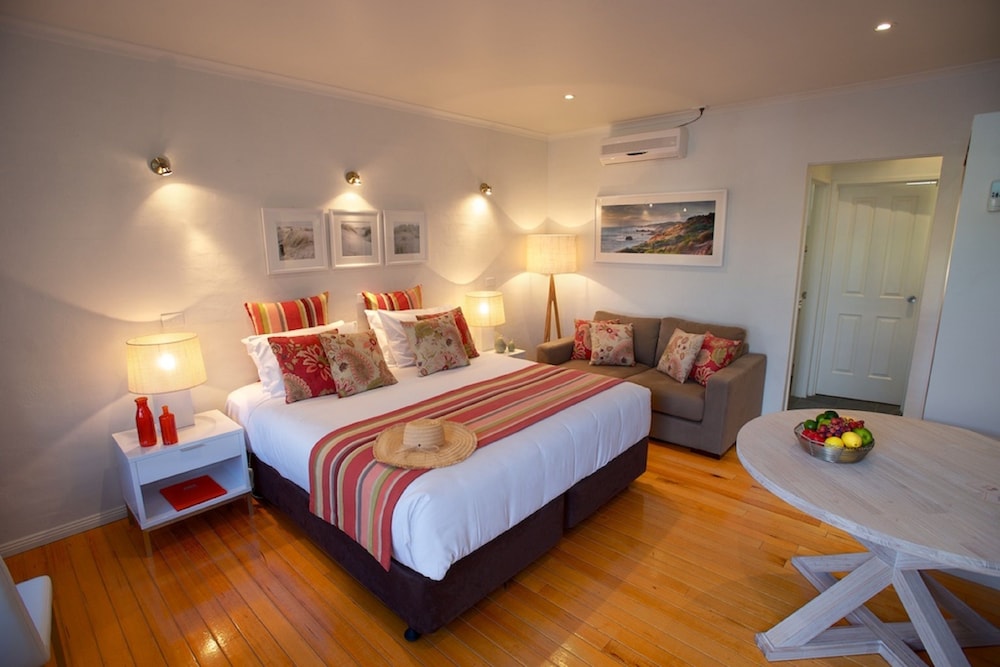 Luxury King Spa Suite