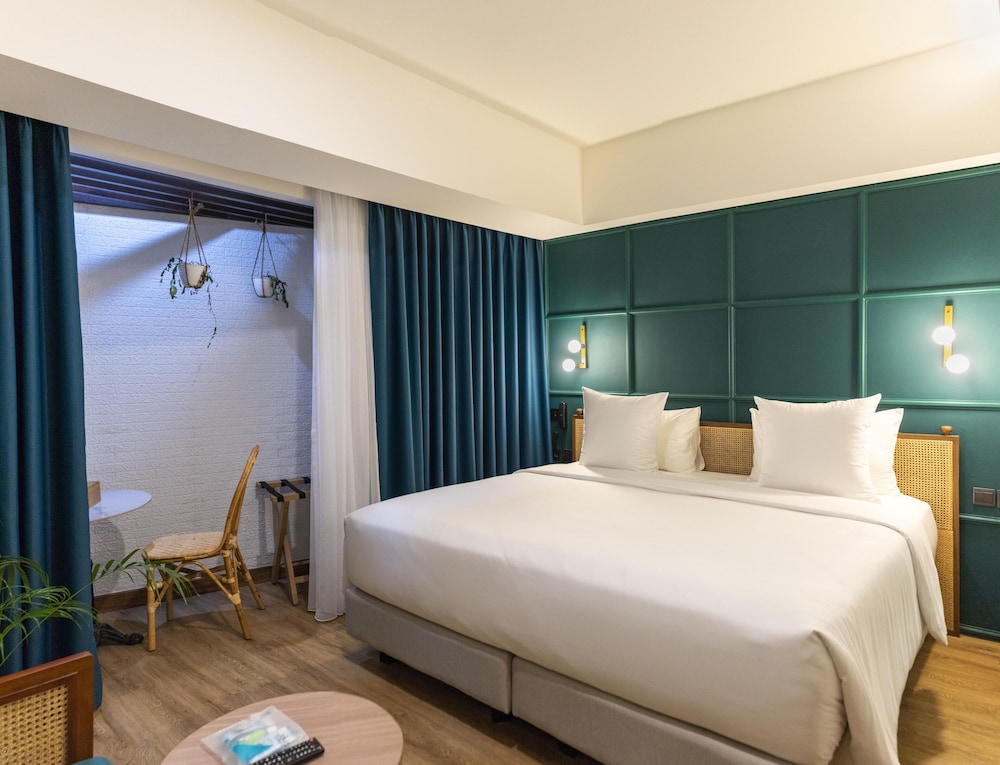 Double Room, 1 King Bed