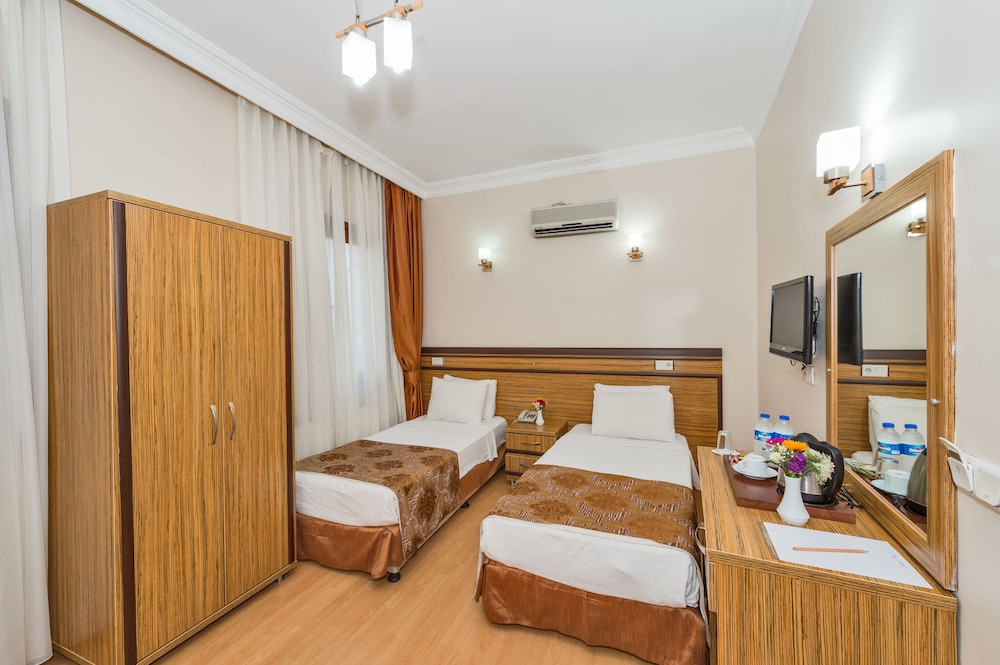 Single Room photo 2