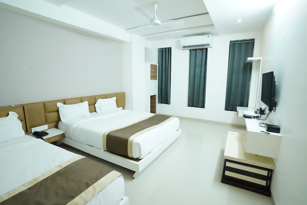 Executive Triple Room
