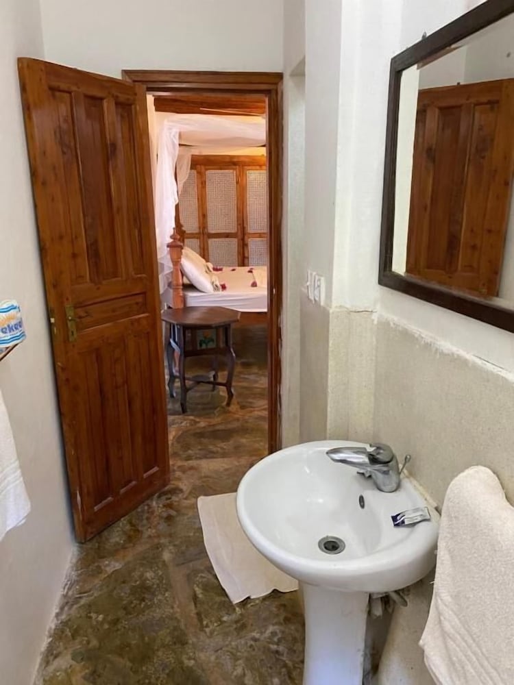 Premier Double Room, Balcony, Pool View