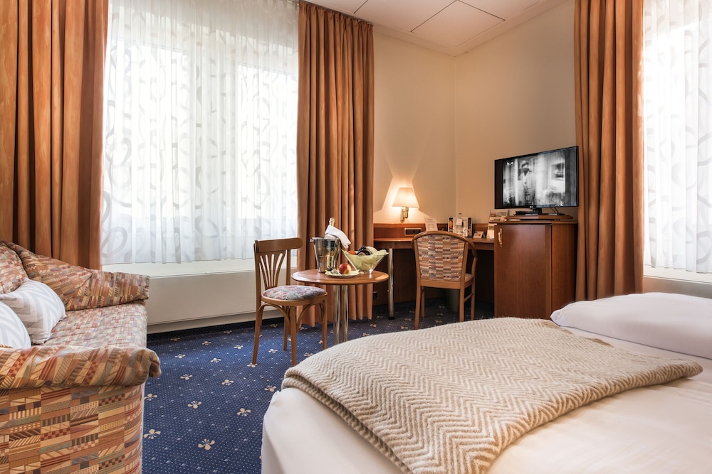 Comfort Double or Twin Room
