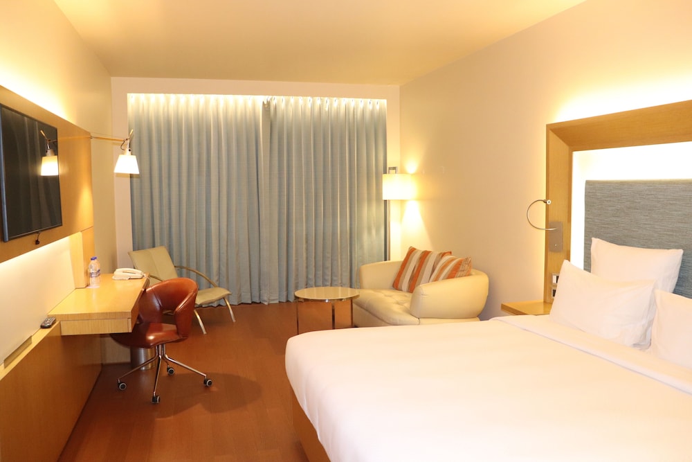 Premier Room, 1 Queen Bed Premier Room, 1 Queen Bed