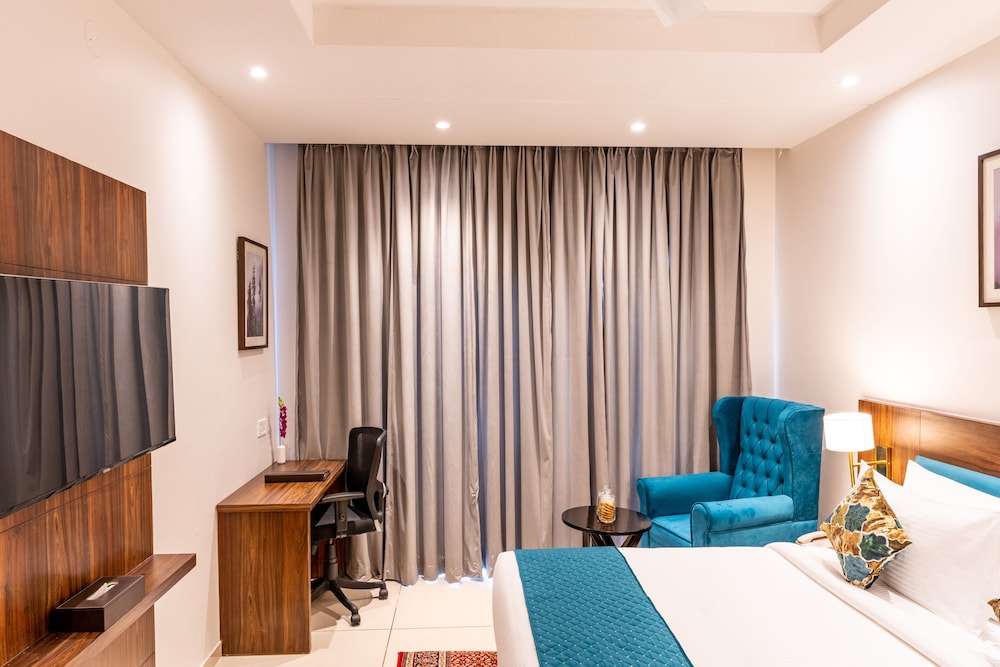 Executive Room, Balcony - Photo 4