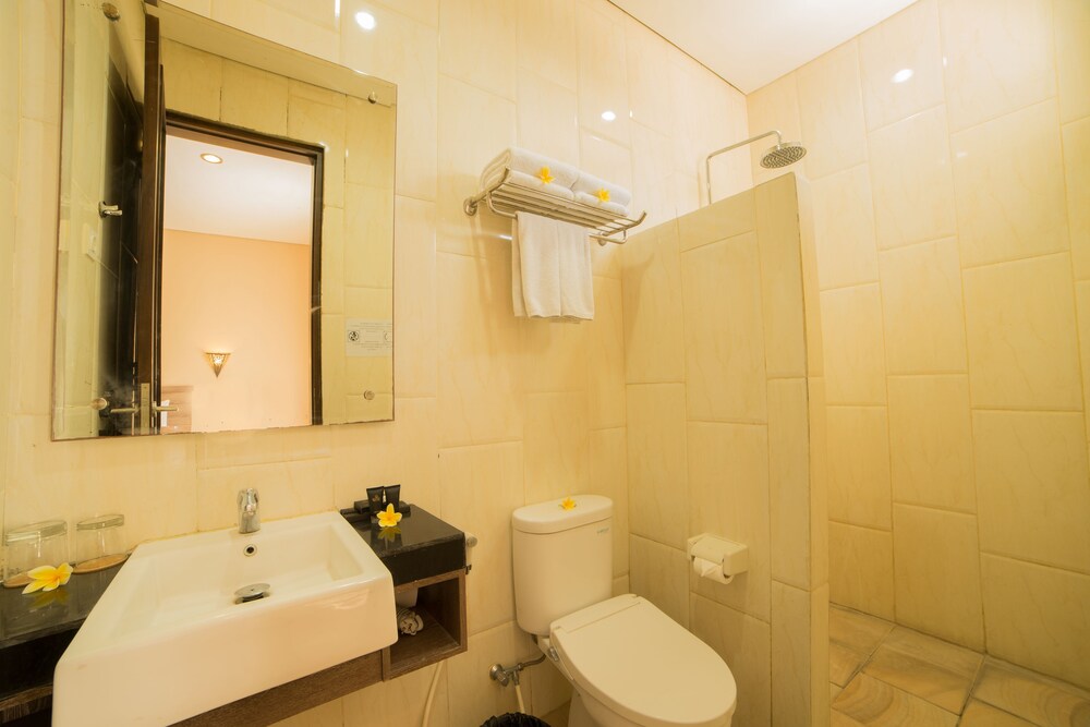 Deluxe Room, 1 Double or 2 Twin Beds photo 2