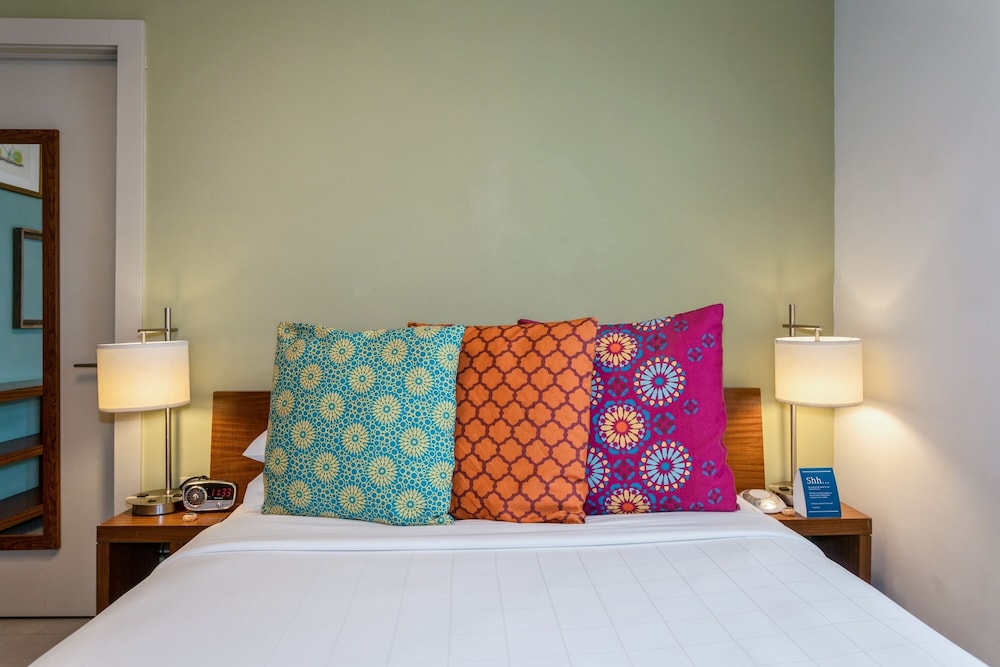 Queen Room (Self Check-in)