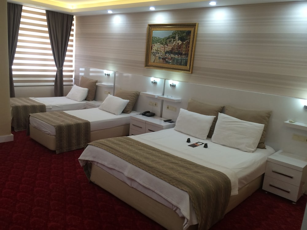 Deluxe Quadruple Room photo 1