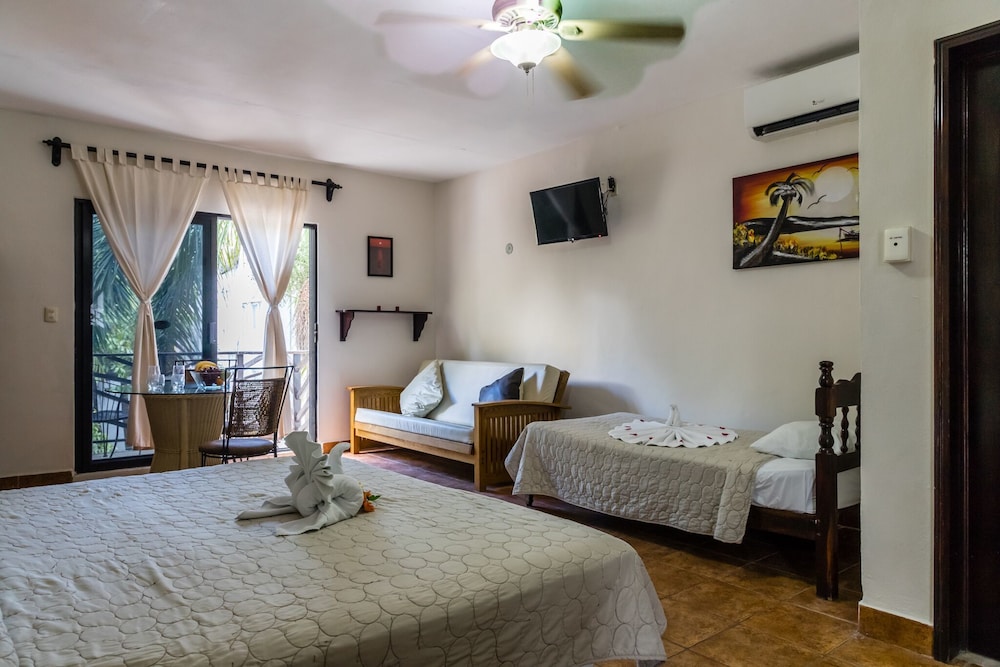 Deluxe Penthouse, Multiple Beds, Non Smoking, City View (Penthouse) photo 1